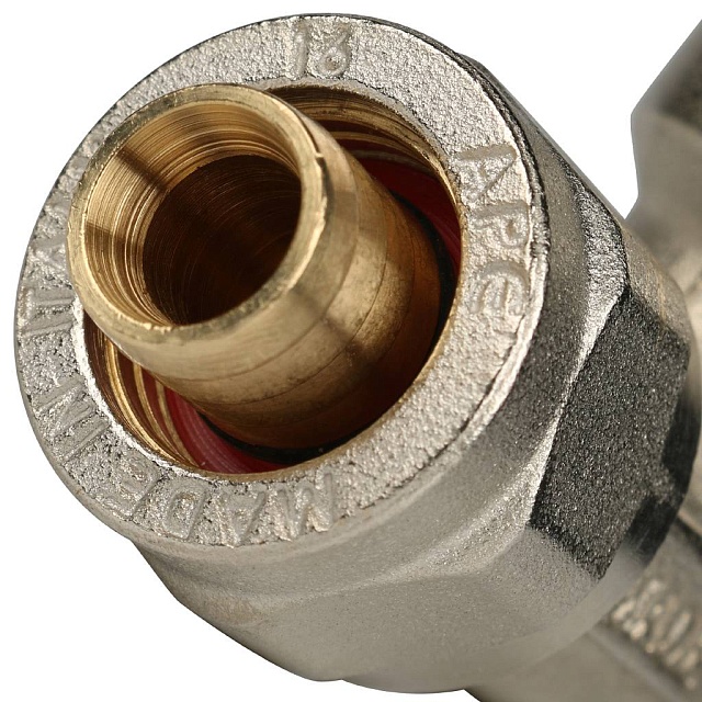 МЦ Угол резьбовой цанга для металлопласта STOUT Ø16х1/2" В