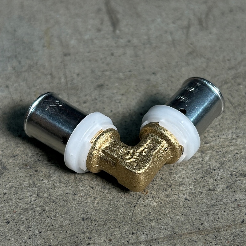 МП Угол равнопроходной пресс для металлопласта UNI-FITT Ø16х90°