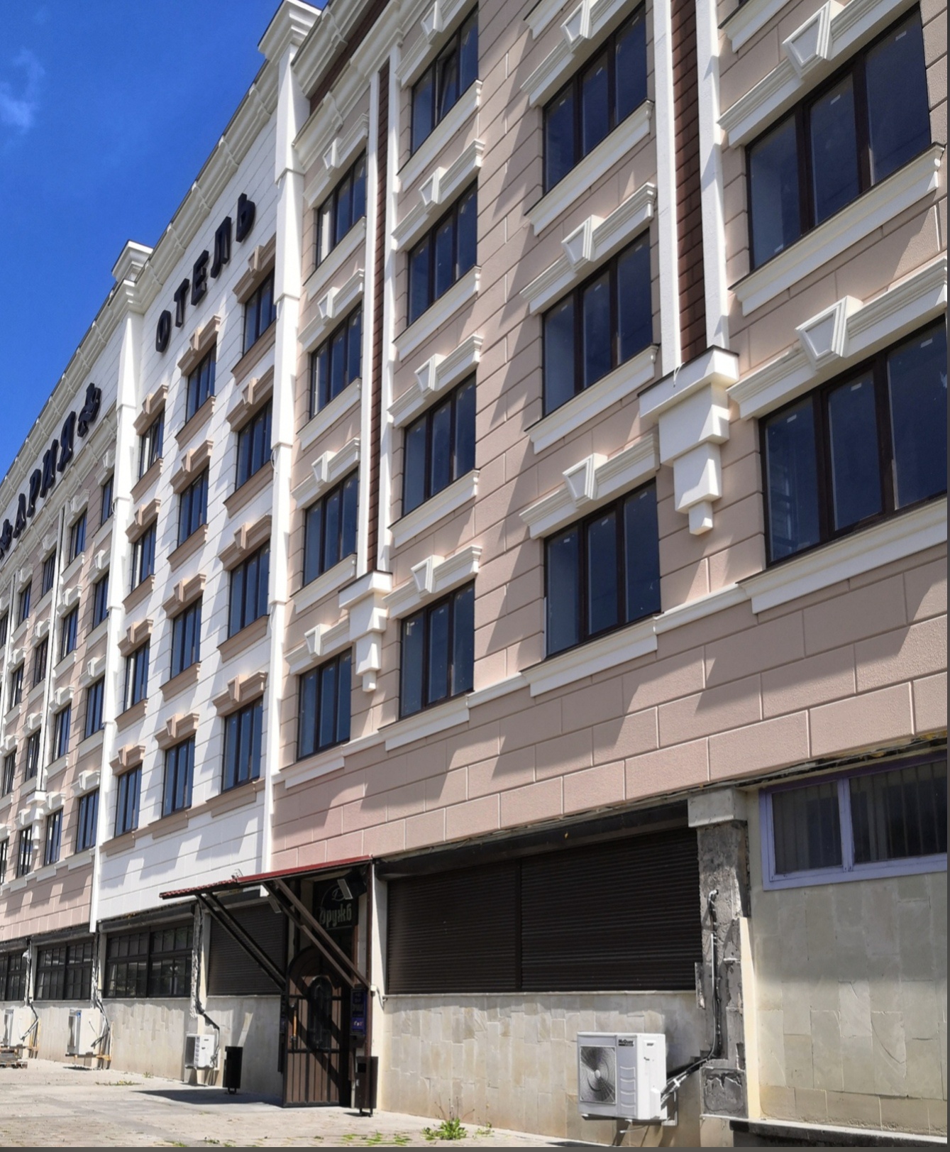 Поставка душевых лотков в отель "Ария", г. Кисловодск