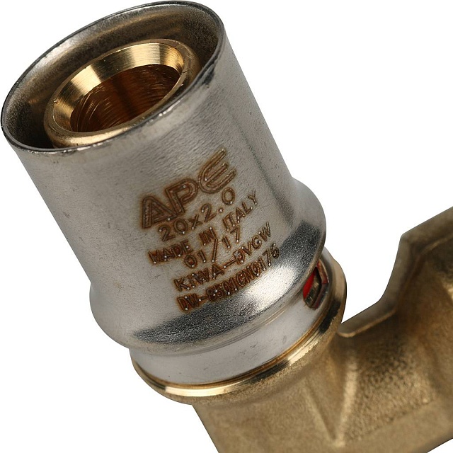 МП Угол резьбовой пресс для металлопласта STOUT Ø20х1/2" В