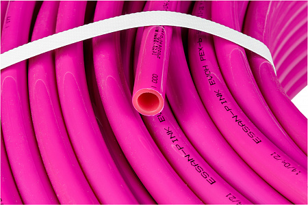 СТ Труба из сшитого полиэтилена ESSAN PINK EVOH PEX-b Ø16х2.2, фиолетовый, бухта 500м ГОСТ32415-2013