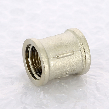 Муфта резьбовая латунная UNI-FITT никель 1/2&quot;