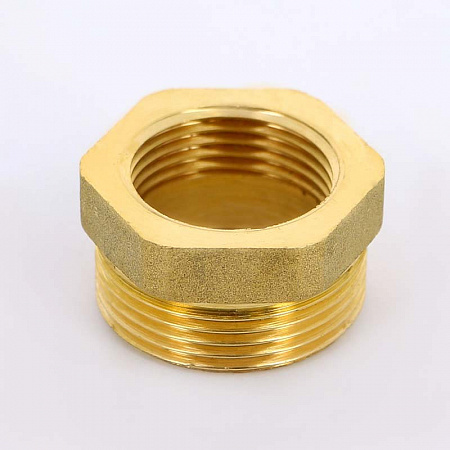 Футорка резьбовая латунная UNI-FITT без покрытия 11/4&quot;х3/4&quot; ВН