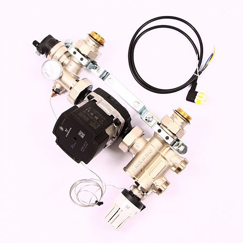 Насосно-смесительная группа UNI-FITT SOLOMIX 1&amp;quot; с энергоэффективным насосом GRUNDFOS UPM3 AUTO 25-70