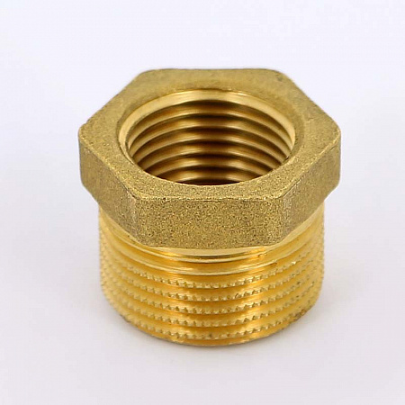 Футорка резьбовая латунная UNI-FITT без покрытия 1/2&quot;х1/4&quot; ВН