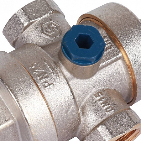 Редуктор давления STOUT 1/2&quot; вн/вн PN25 с выходом под манометр