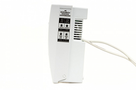 Стабилизатор сетевого напряжения SKAT–ST 1515 мощность нагрузки 1515 Вт, 145-260 В(TEPLOCOM ST1515)