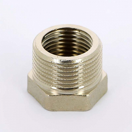 Футорка резьбовая латунная UNI-FITT никель 3/4&quot;х1/2&quot; ВН